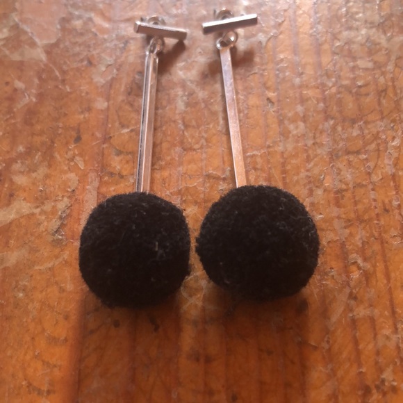 Pom-Pom Sterling Silver Earrings - Picture 3 of 3